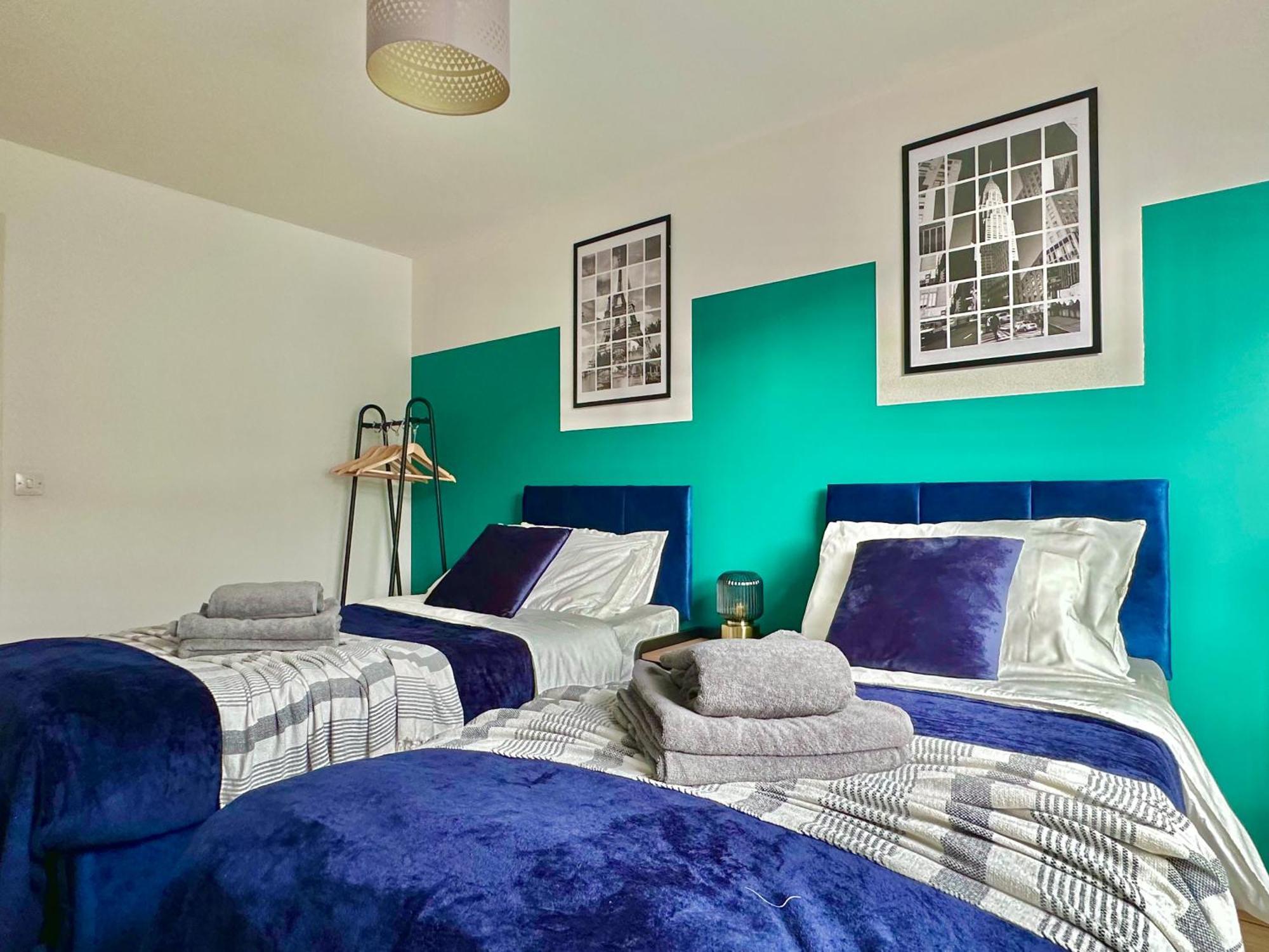 Watford Serviced Apartment, Free Parking, City Centre Luaran gambar