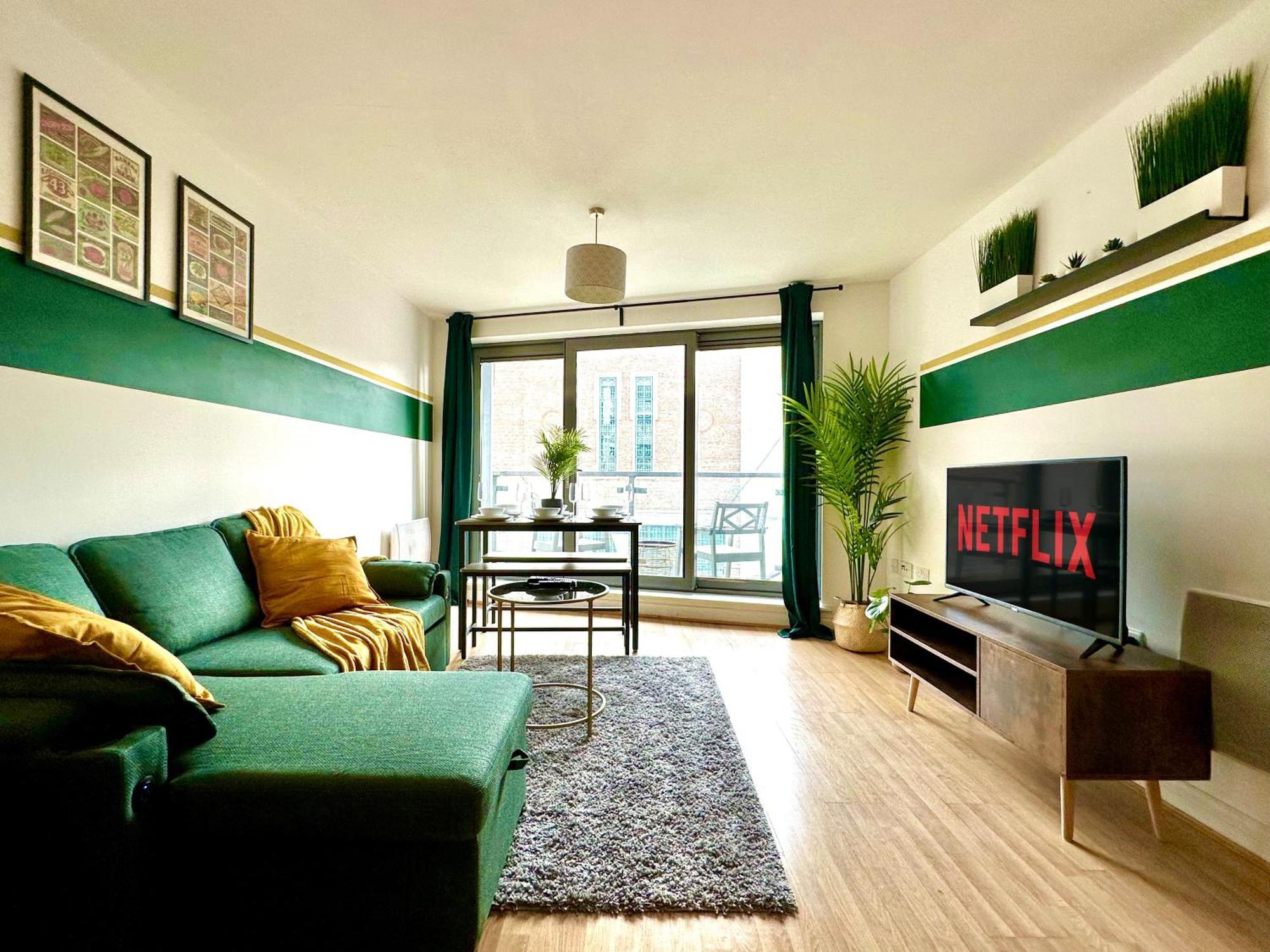 Watford Serviced Apartment, Free Parking, City Centre Luaran gambar